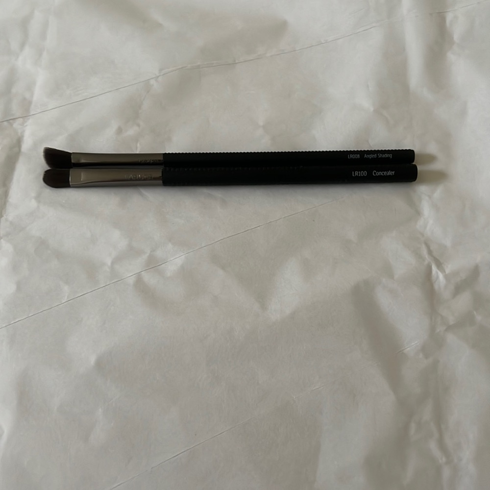 Laruce brush bundle LR100 concealer and LR008 Angled shading
